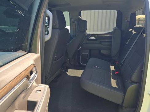 Used 2024 Chevrolet Silverado 1500 LT AWD/4WD image 12