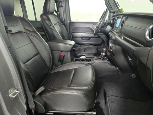 Used 2021 Jeep Wrangler Unlimited Sahara image 44