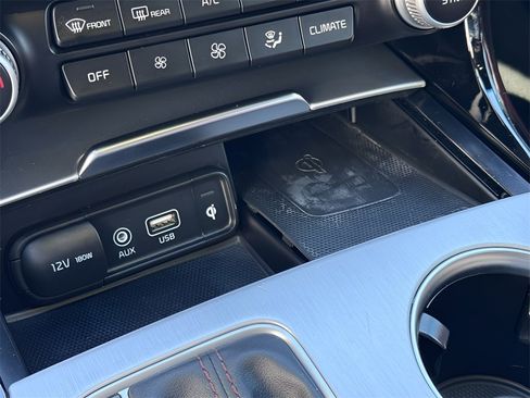 Used 2021 Kia Stinger GT image 19