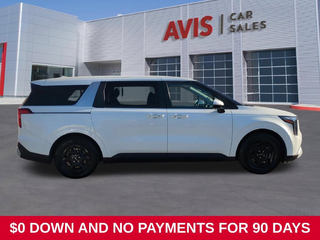 Used 2025 Kia Carnival FWD image 4