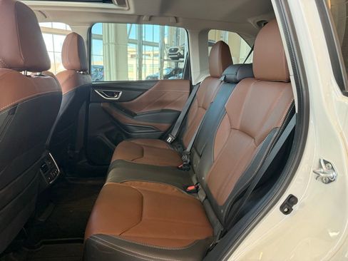 Used 2023 Subaru Forester Touring image 10