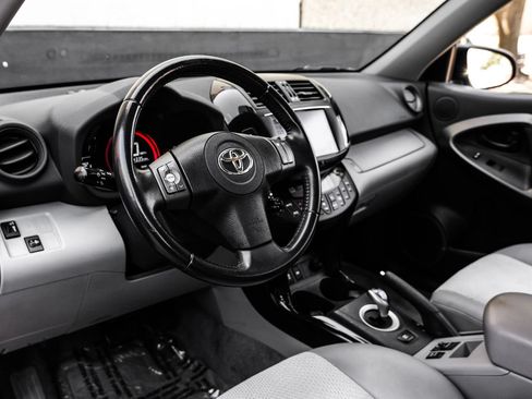 Used 2014 Toyota RAV4 EV FWD image 2