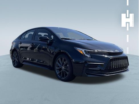 Used 2026 Toyota Corolla SE FWD image 1