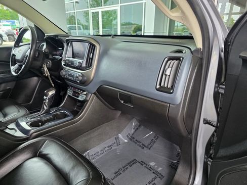 Used 2022 Chevrolet Colorado Z71 AWD/4WD image 10