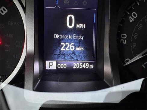 Certified 2023 Toyota Tacoma SR5 image 18