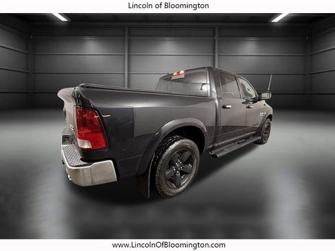 Used 2018 RAM 1500 SLT image 7