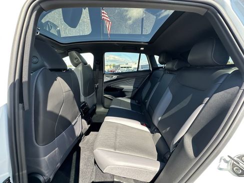 Used 2023 Volkswagen ID.4 Pro S Plus AWD/4WD image 23