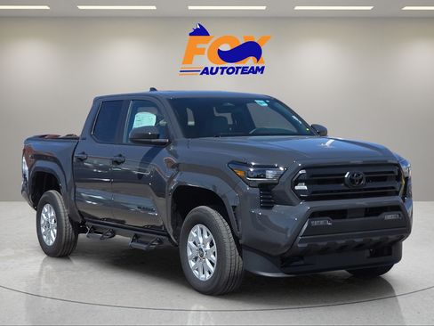 Certified 2026 Toyota Tacoma SR5 RWD image 6