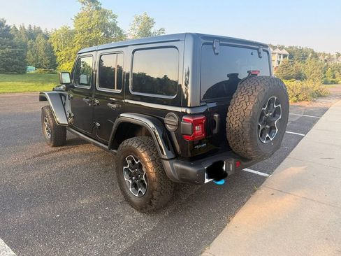 Used 2023 Jeep Wrangler Unlimited Rubicon 4xe w/ Steel Bumper Group AWD/4WD image 5
