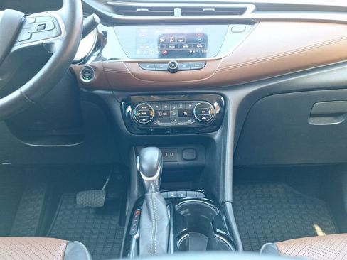 Used 2020 Buick Encore GX Essence image 17