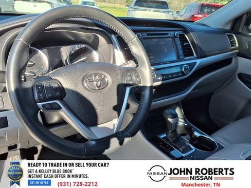 Used 2025 Subaru Forester Touring w/ Popular Package - Touring image 35