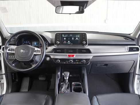 Used 2020 Kia Telluride LX AWD/4WD image 17