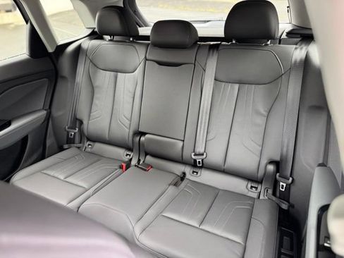 New 2026 Audi Q3 quattro 2.0T AWD/4WD image 22