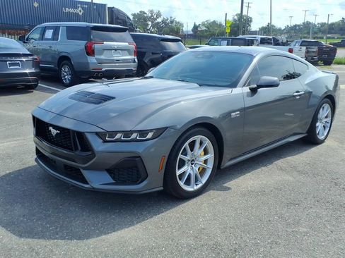 Used 2024 Ford Mustang GT Premium RWD image 3