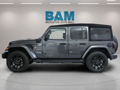 Used 2024 Jeep Wrangler Unlimited Sahara w/ Technology Group