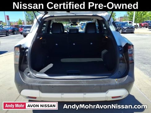 Certified 2025 Nissan Kicks SR FWD image 13
