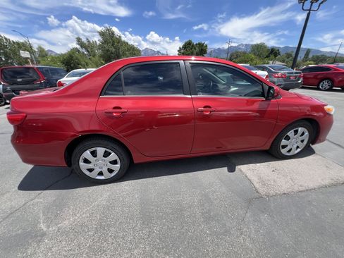 Used 2013 Toyota Corolla LE w/ Protection Pkg FWD image 5