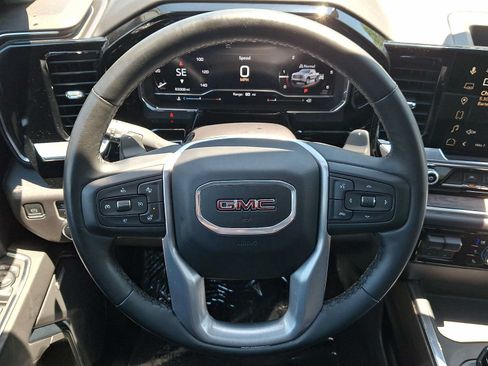 Used 2024 GMC Sierra 1500 SLT w/ SLT Premium Plus Package AWD/4WD image 22