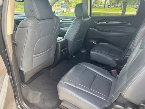 Used 2021 Buick Enclave Essence FWD image 17