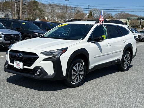 Certified 2023 Subaru Outback Premium AWD/4WD image 3