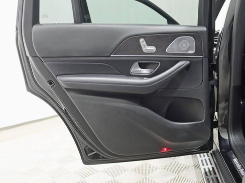 Used 2020 Mercedes-Benz GLS 450 4MATIC image 39