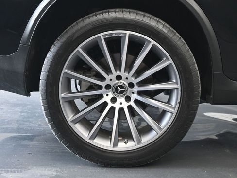 Used 2021 Mercedes-Benz GLC 300 4MATIC Coupe image 9