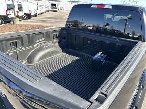 Used 2017 Ford F150 XLT image 15