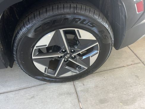 Used 2025 Hyundai Tucson SEL image 32