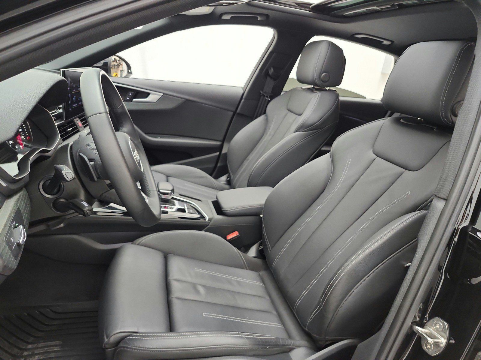 Used 2023 Audi A4 2.0T Premium AWD/4WD image 15