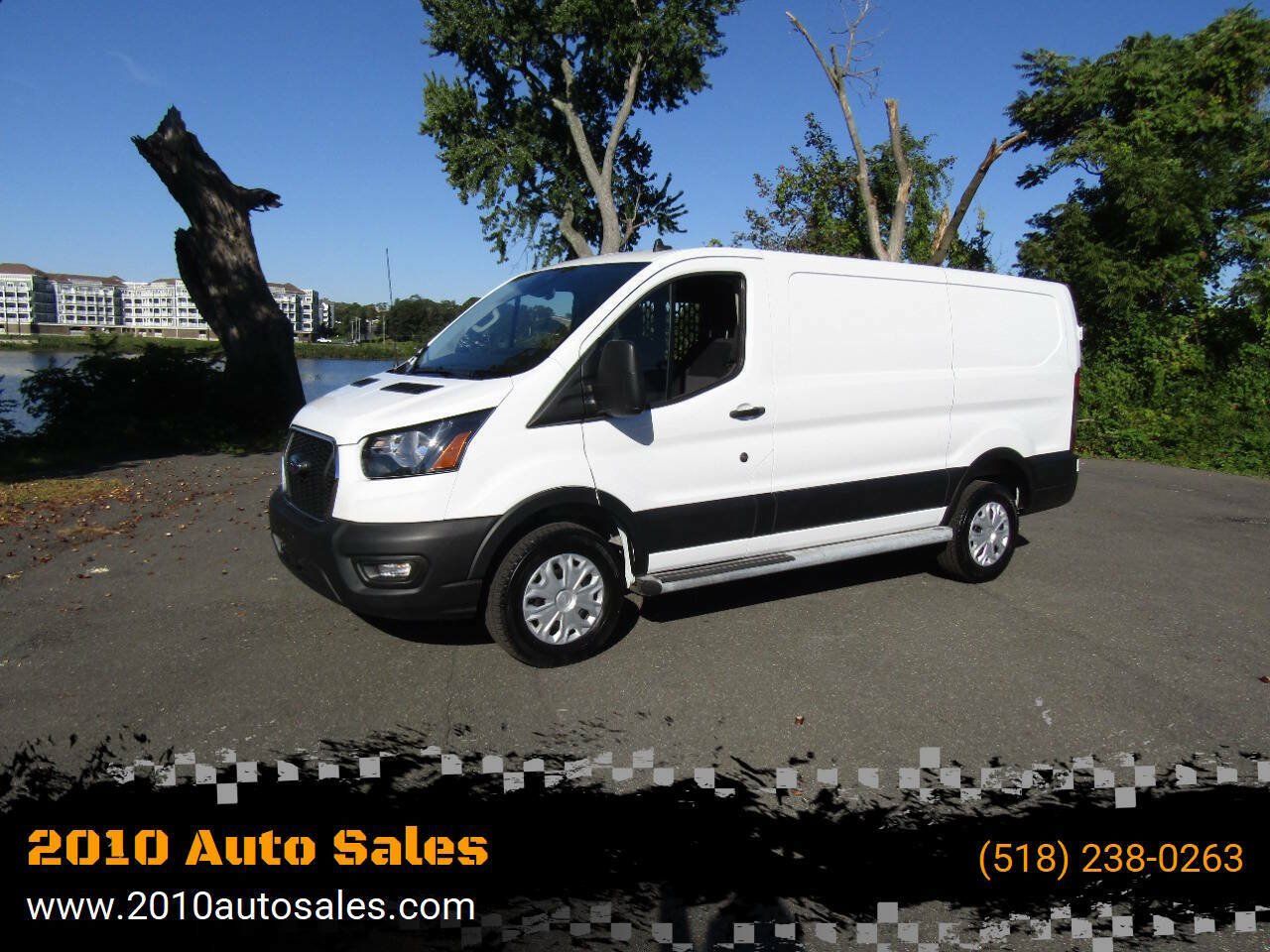 Used 2025 Ford Transit 250 Low Roof w/ Exterior Upgrade Package RWD image 1