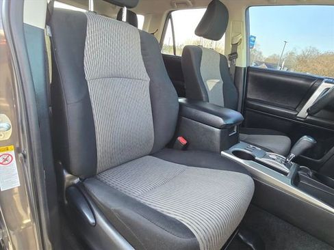 Used 2014 Toyota 4Runner SR5 image 17