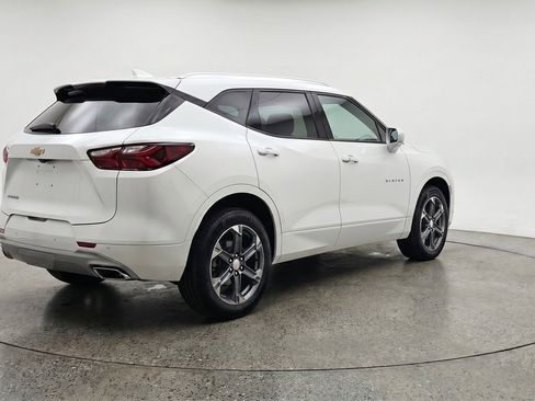 Used 2025 Chevrolet Blazer LT FWD image 9