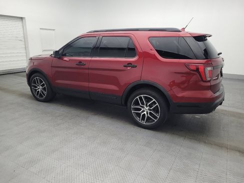 Used 2019 Ford Explorer Sport image 3