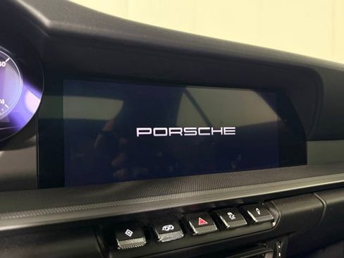 Used 2022 Porsche 911 Carrera 4S AWD/4WD image 18