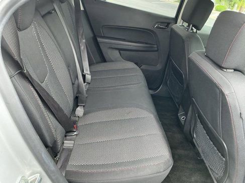 Used 2017 Chevrolet Equinox LT w/ Convenience Package FWD image 18