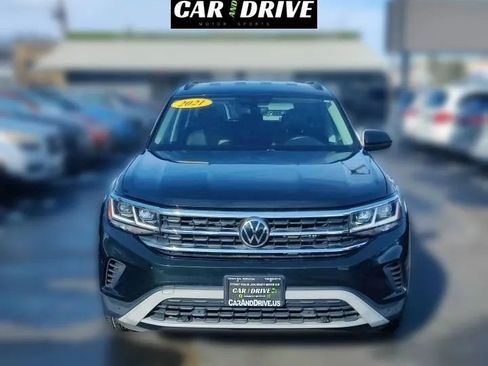 Used 2021 Volkswagen Atlas SE image 2