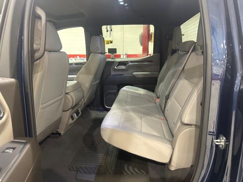 Used 2022 GMC Sierra 1500 SLE AWD/4WD image 9