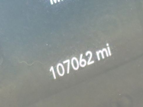 Used 2019 Jeep Cherokee Latitude w/ Cold Weather Group image 16