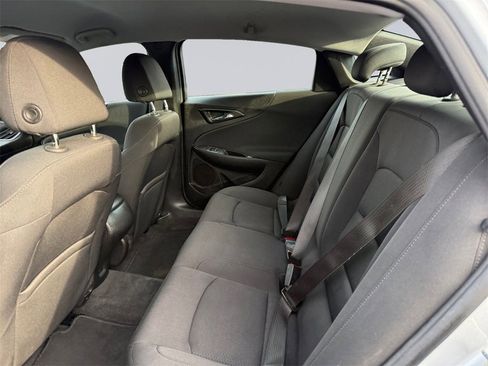 Used 2020 Chevrolet Malibu LS image 16