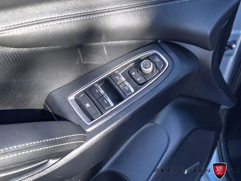 Used 2025 Subaru Ascent Limited image 27