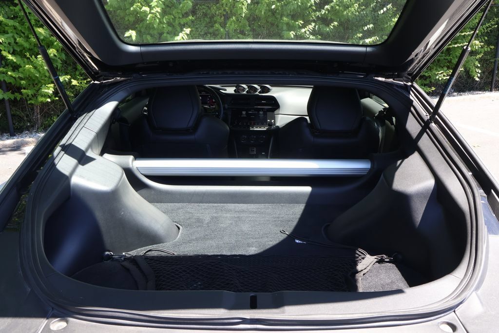 Used 2023 Nissan Z w/ Floor Mat Package (L93) RWD image 41