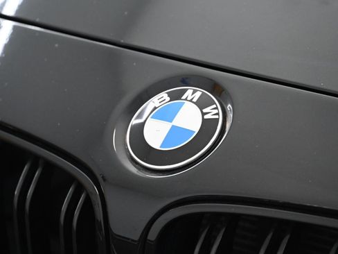 Used 2017 BMW M3 image 9