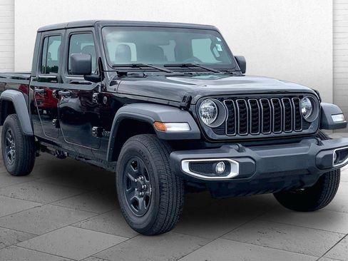 Used 2024 Jeep Gladiator Sport AWD/4WD image 1