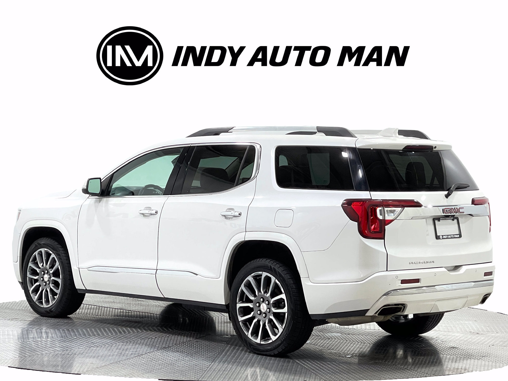 Used 2021 GMC Acadia Denali w/ Denali Technology Package FWD image 6