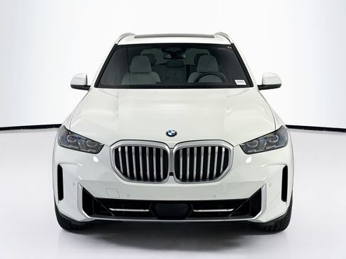 Certified 2025 BMW X5 xDrive40i AWD/4WD image 2