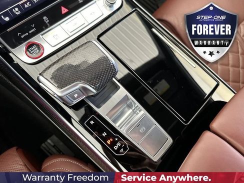 Used 2024 Audi S8 AWD/4WD image 27