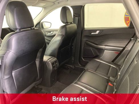 Used 2024 Ford Escape Platinum AWD/4WD image 16