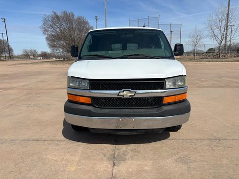 Used 2014 Chevrolet Express 3500 LT w/ LT Preferred Equipment Group image 5