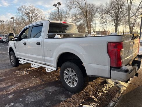 Used 2022 Ford F250 XL w/ STX Appearance Package image 2