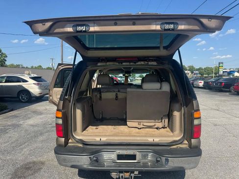 Used 2004 Chevrolet Tahoe LT w/ LT Preferred Equipment Group AWD/4WD image 21